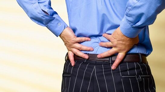 Juosmens osteochondrozės simptomai ir pasireiškimai